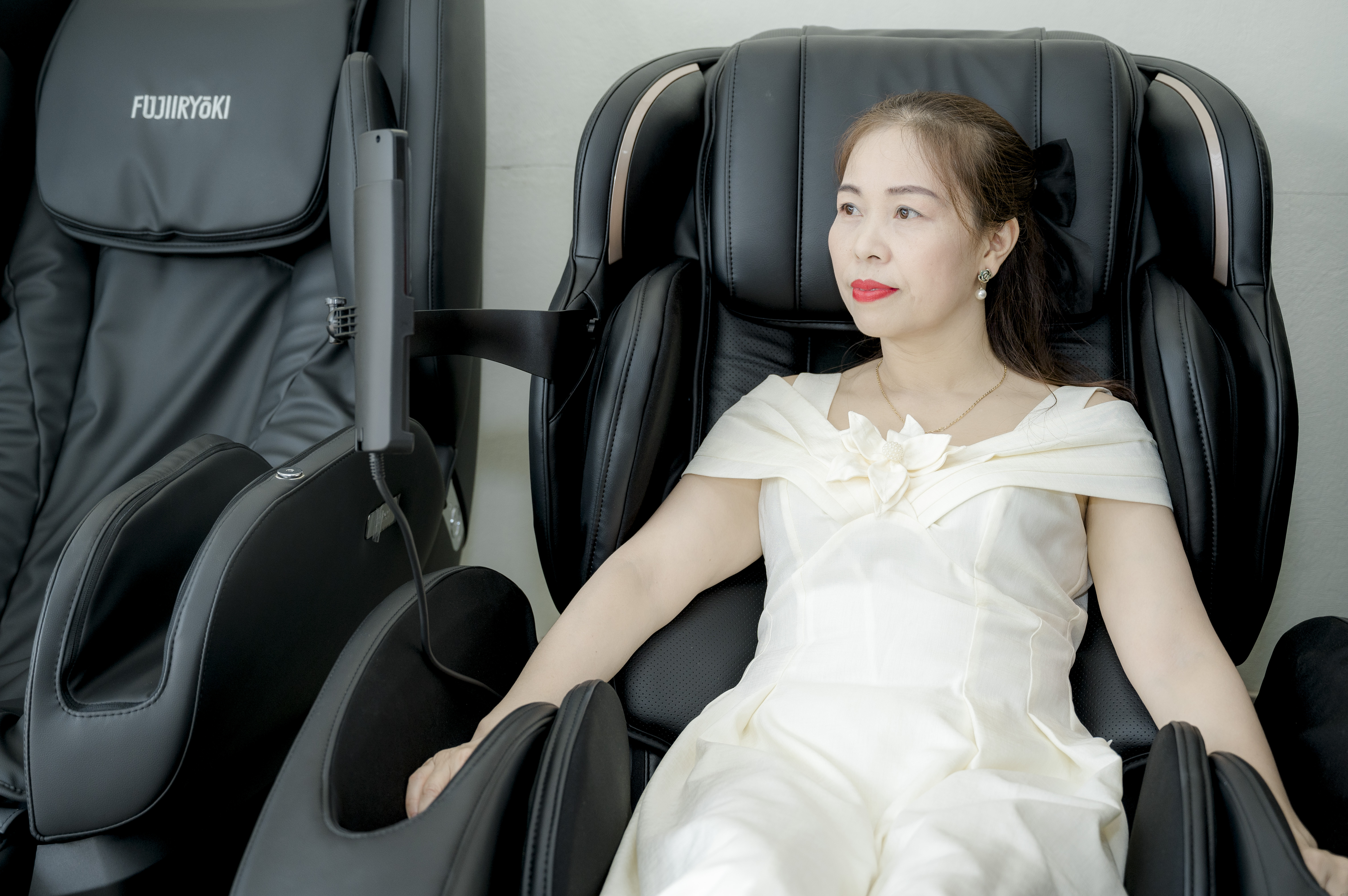 Vì Sao Ghế Massage Trung Quốc Đang Chết Dần – Và Ghế Massage Nội Địa Nhật Bản Lên Ngôi?