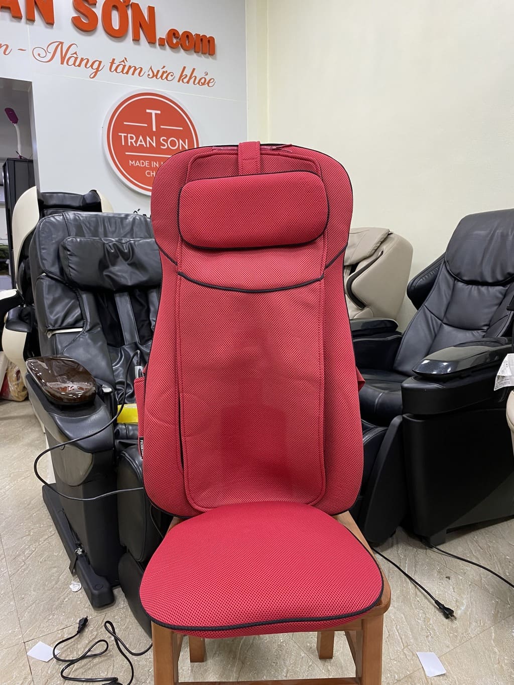 Đệm Massage Lưng Fujiiryoki MRL-1100