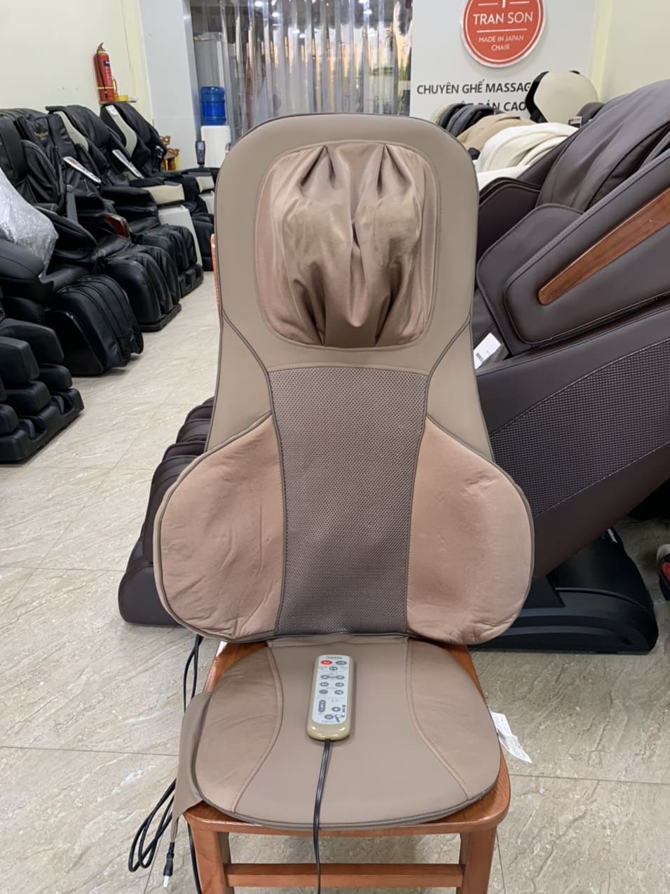 Đệm Massage Lưng Fujimedic FM-002
