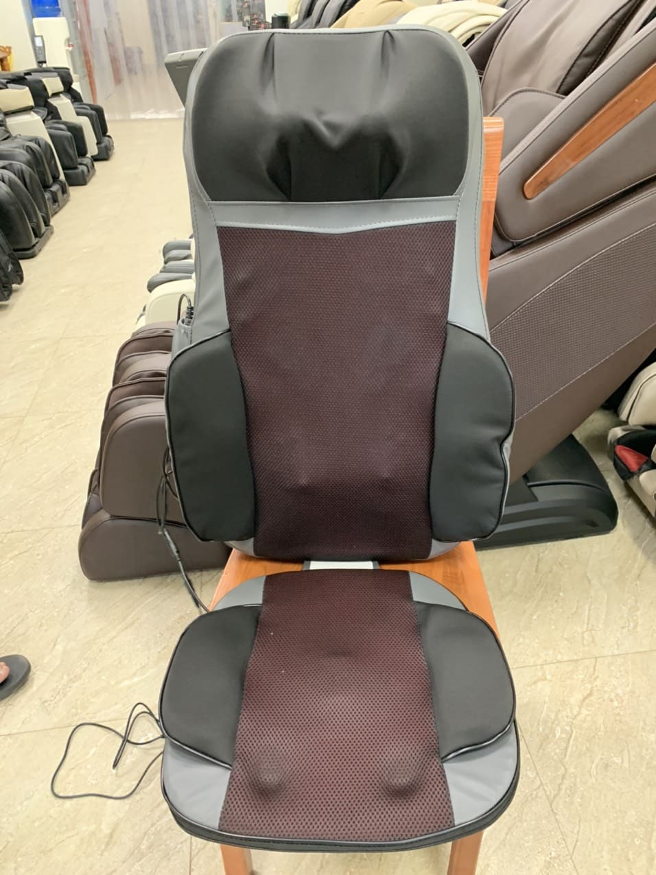 Đệm Massage Lưng nội địa AUX