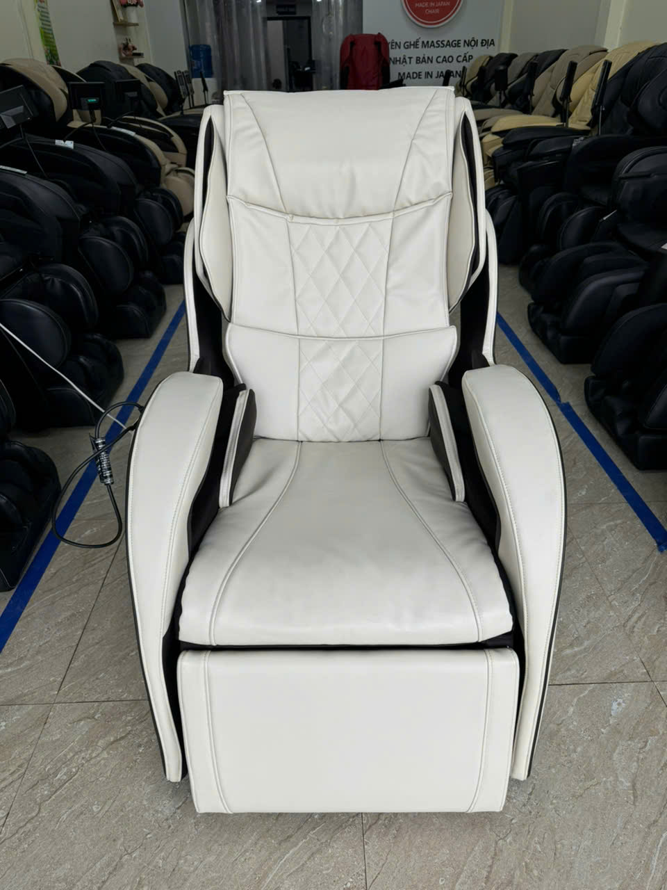 Ghế massage Panasonic EP-MA38